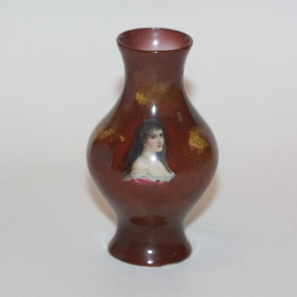 Antique Vintage Small German Porcelain Portrait Vase 4 1/2" tall - Picture 1 of 4